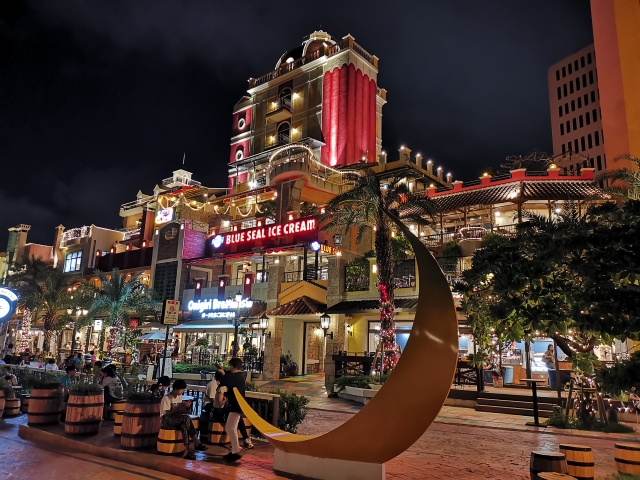 沖縄　アメリカンビレッジ